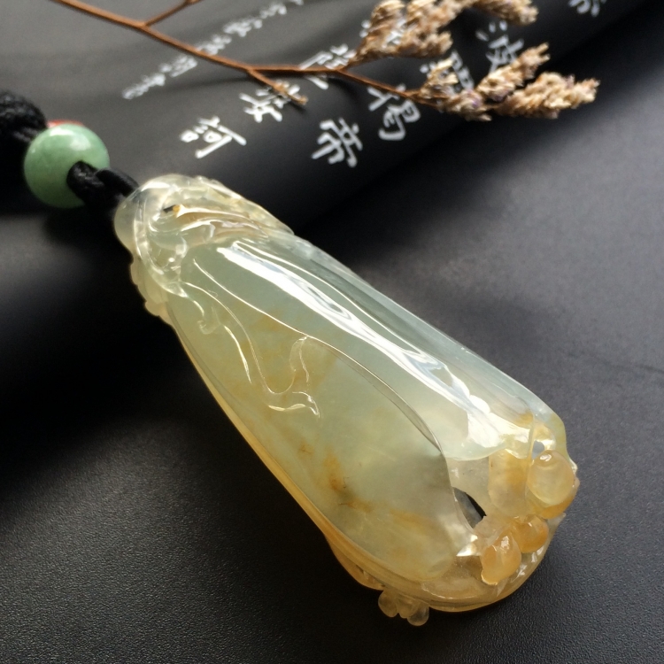 （超值推荐）冰种淡黄翡玉兰花挂件