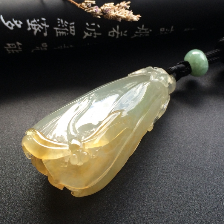 （超值推荐）冰种淡黄翡玉兰花挂件