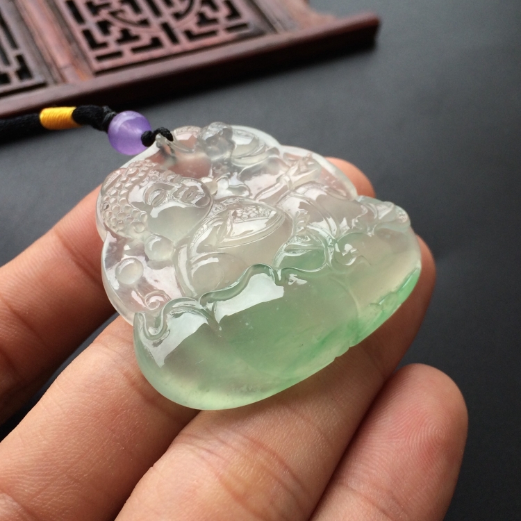 (超值推荐)冰玻种略飘翠宝宝佛挂件