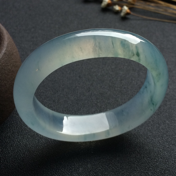 （超值推荐）冰种飘花贵妃镯（54.5mm-46.7mm）