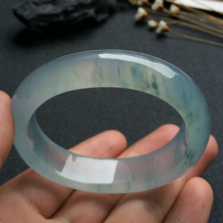 （超值推荐）冰种飘花贵妃镯（54.5mm-46.7mm）