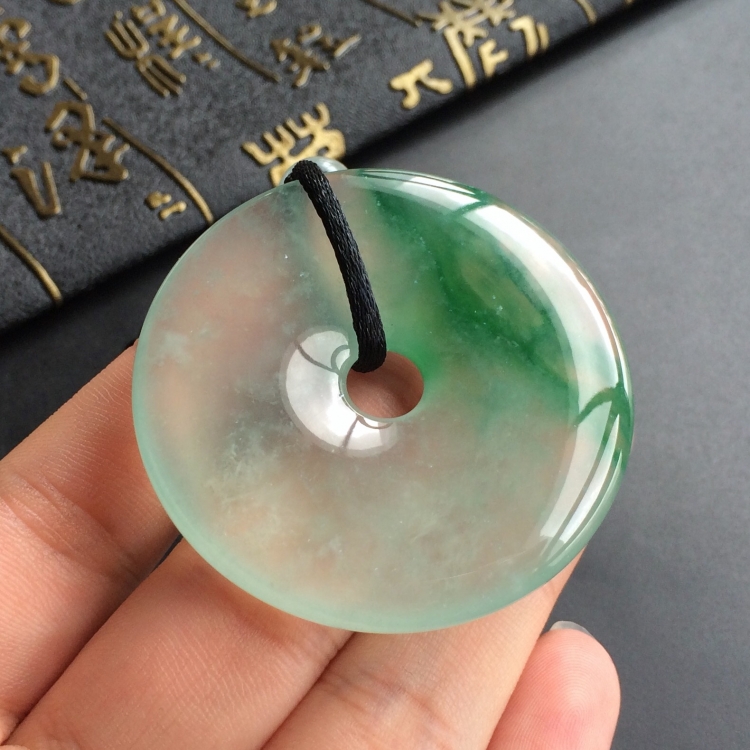 (超值推荐)冰种飘绿花平安扣挂件