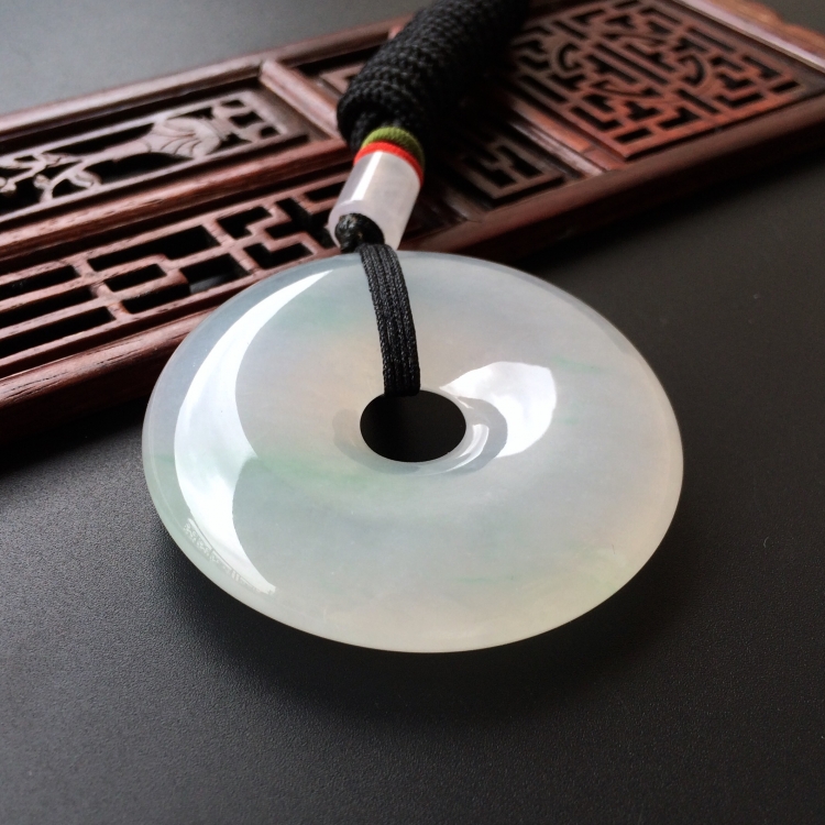 (超值推荐)冰种略飘翠平安扣挂件