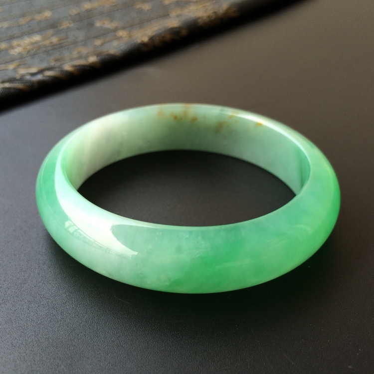 (超值推荐)糯冰种飘翠略带褐黄翡贵妃手镯(52.5mm-46.2mm)