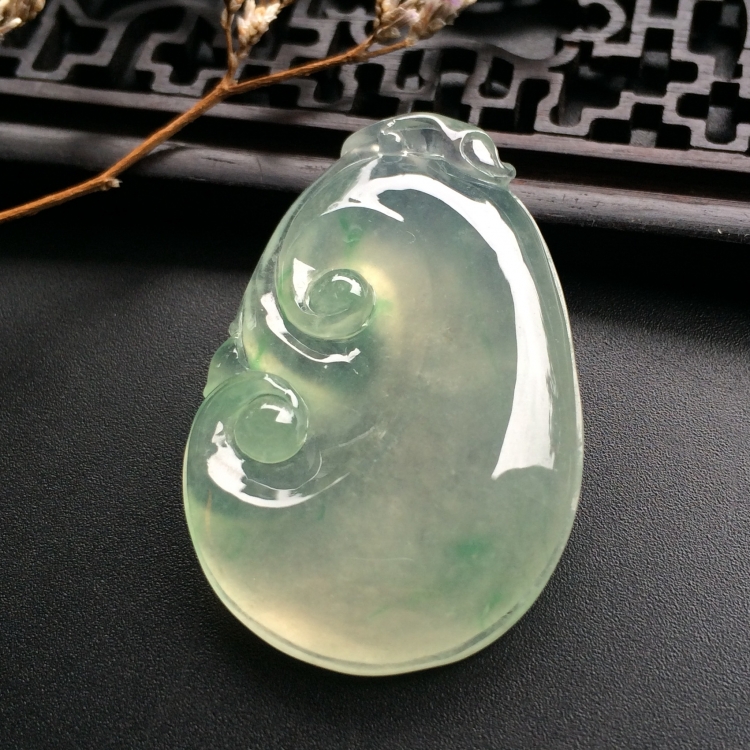 （超值推荐）冰种略飘花如意挂件