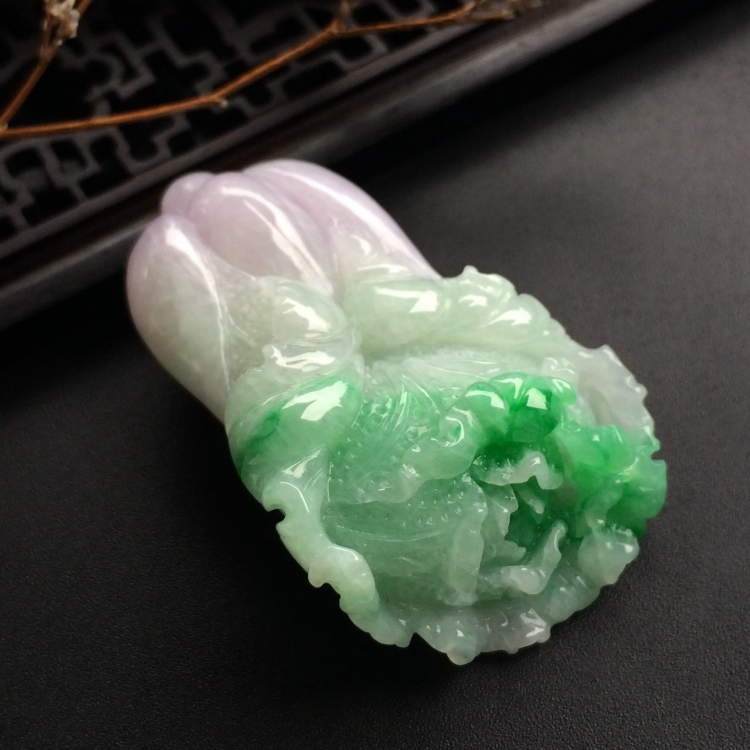 （超值推荐）糯冰种春带彩白菜挂件