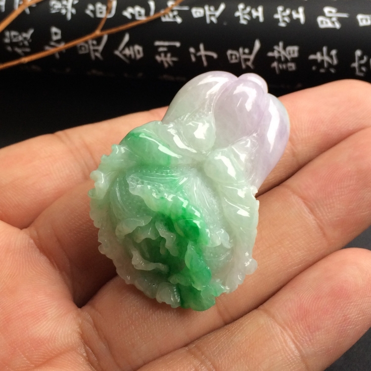 （超值推荐）糯冰种春带彩白菜挂件