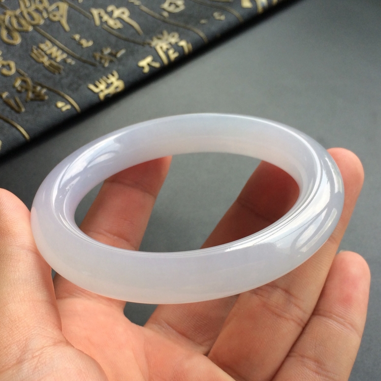 (超值推荐)糯冰种淡紫罗兰圆条手镯(57.2mm)