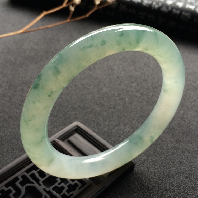 （超值推荐）冰种飘花圆条手镯（56mm）