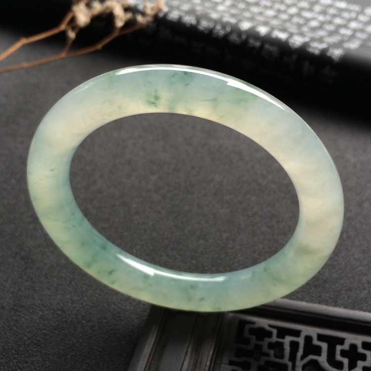 （超值推荐）冰种飘花圆条手镯（56mm）