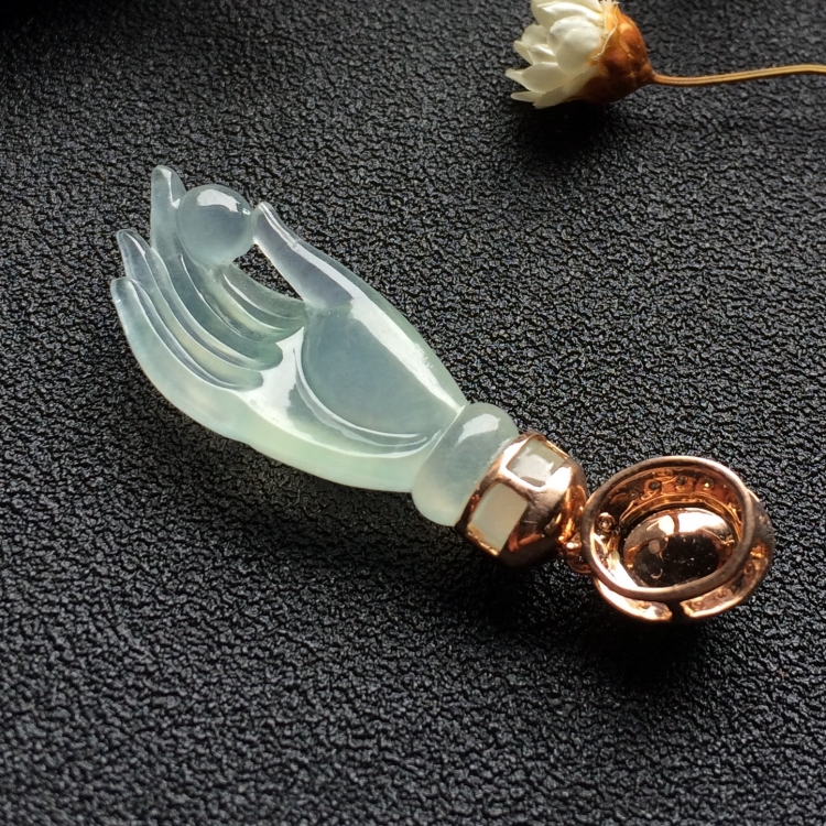 （超值推荐）镶玫瑰金钻石冰种飘花/翠色佛手胸坠