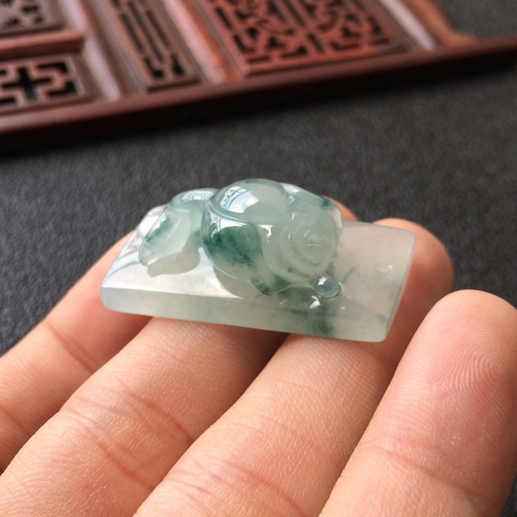 (超值推荐)冰种飘花玫瑰挂件