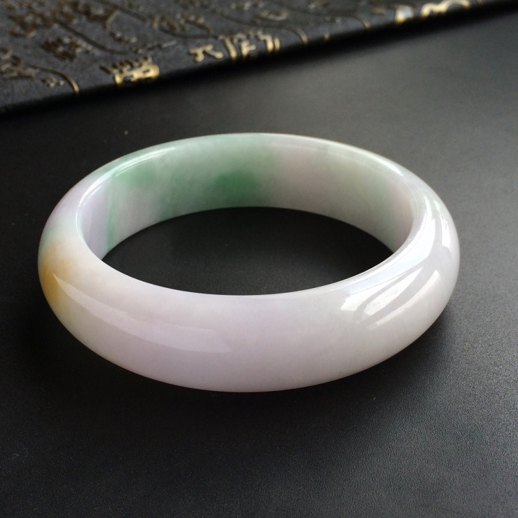 (超值推荐)糯冰种淡三彩手镯(59.7mm)