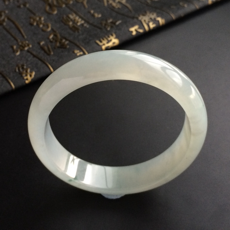(超值推荐)糯冰种飘花手镯(57.4mm)