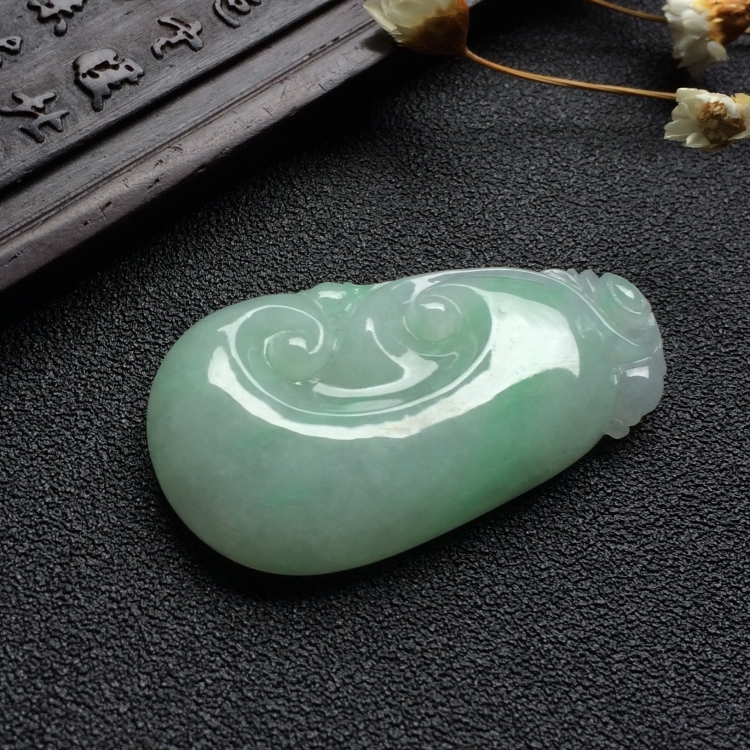 （超值推荐）糯冰种晴水如意挂件