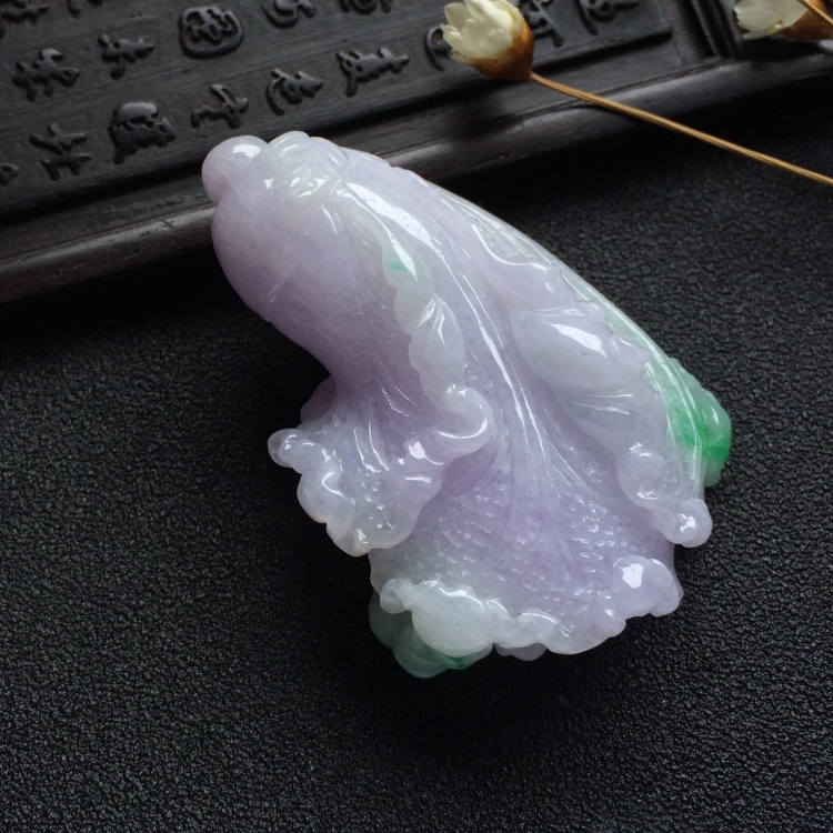 （超值推荐）糯冰种春带彩白菜挂件