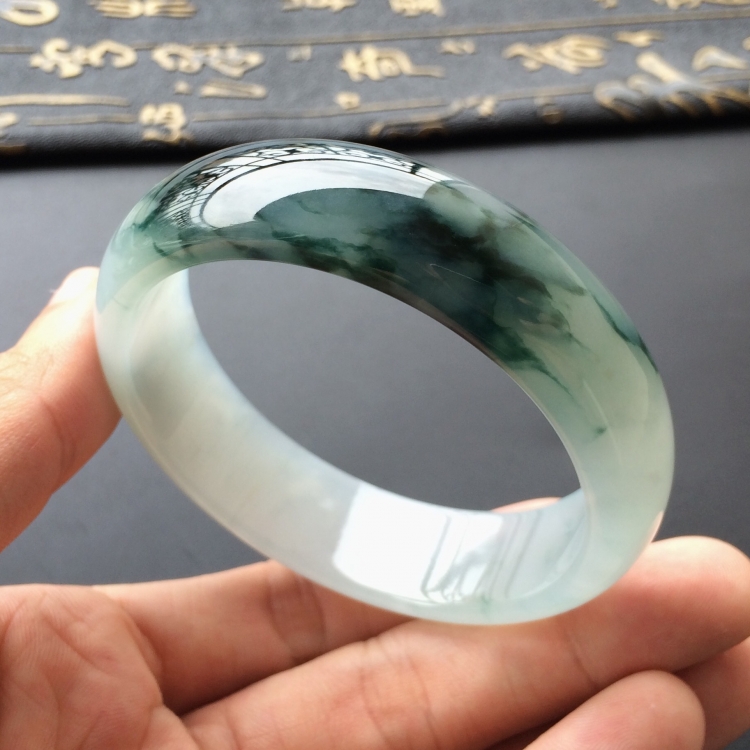 (超值推荐)糯冰种飘花手镯(57.5mm)