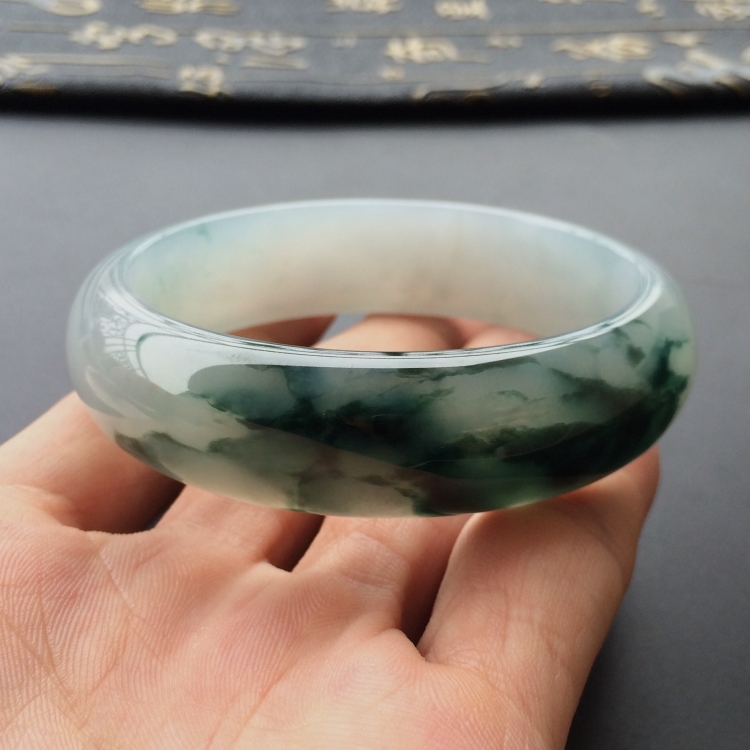 (超值推荐)糯冰种飘花手镯(57.5mm)