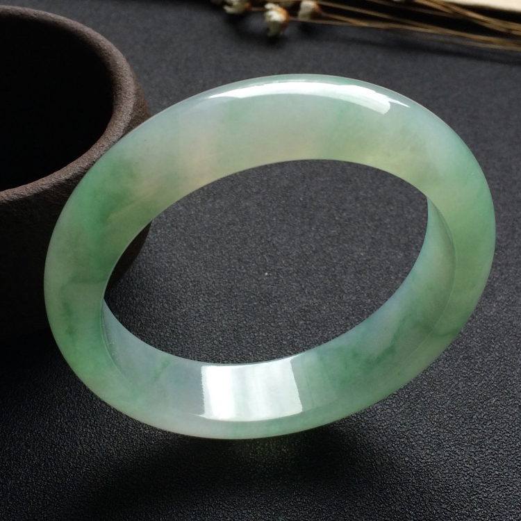 （超值推荐）糯冰种飘花手镯（57.8mm）