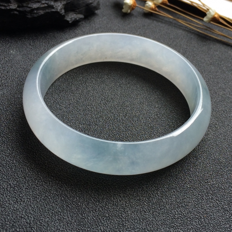 （超值推荐）冰种淡晴水手镯（59.1mm）