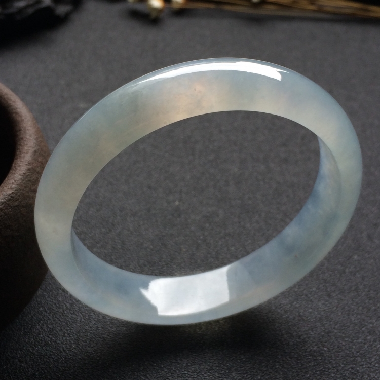 （超值推荐）冰种淡晴水手镯（56.4mm）