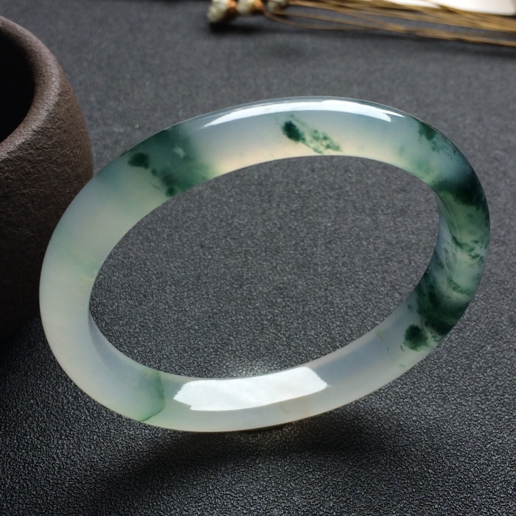（超值推荐）冰种飘花贵妃镯（55.9mm-48mm）