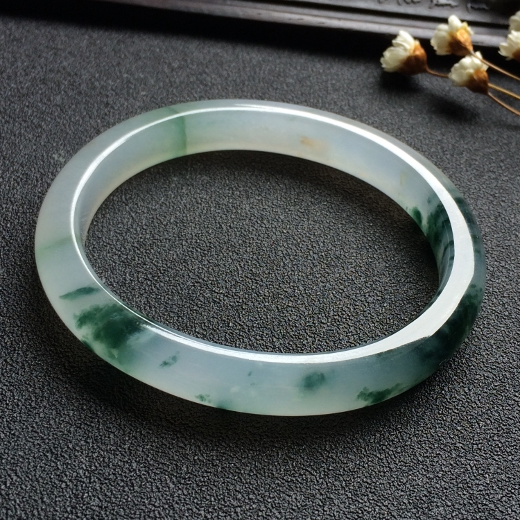 （超值推荐）冰种飘花贵妃镯（55.9mm-48mm）