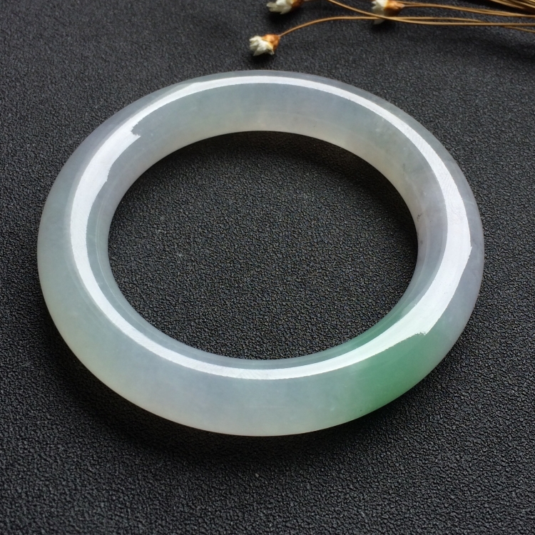 （超值推荐）冰种晴水圆条手镯（55.6mm）