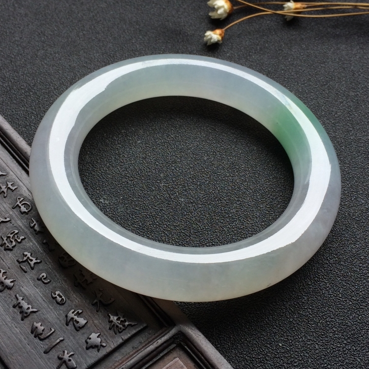 （超值推荐）冰种晴水圆条手镯（55.6mm）
