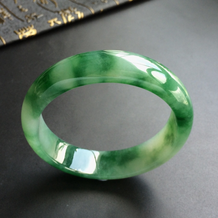 (超值推荐)糯冰种飘花手镯(58.5mm)