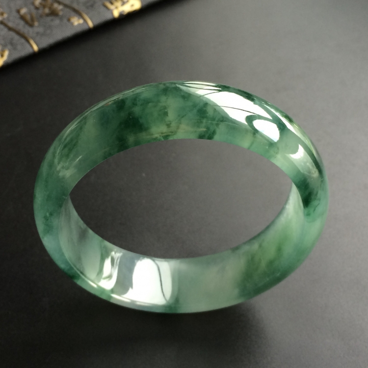 (超值推荐)冰种飘花手镯(56.3mm)