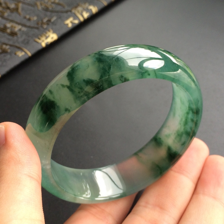 (超值推荐)冰种飘花手镯(56.3mm)
