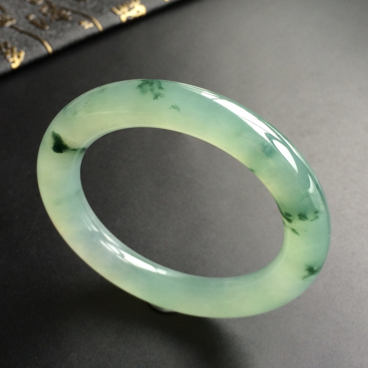 (超值推荐)冰种飘花圆条手镯(54.5mm)