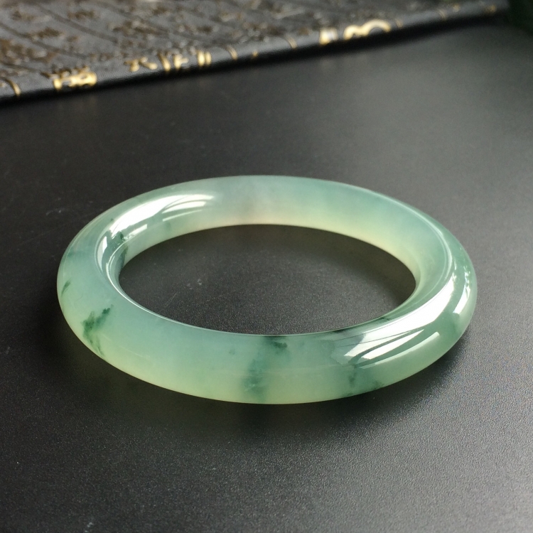 (超值推荐)冰种飘花圆条手镯(54.5mm)