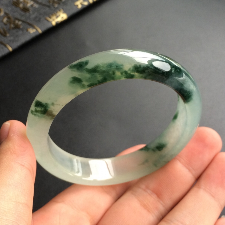 (超值推荐)冰种飘花手镯(55.1mm)