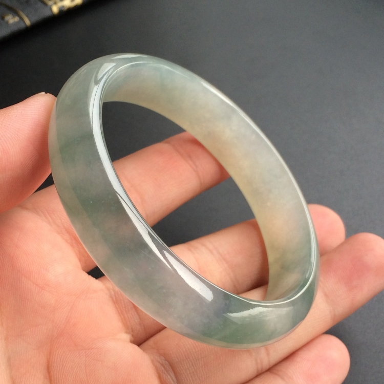 (超值推荐)冰种飘花手镯(57.7mm)