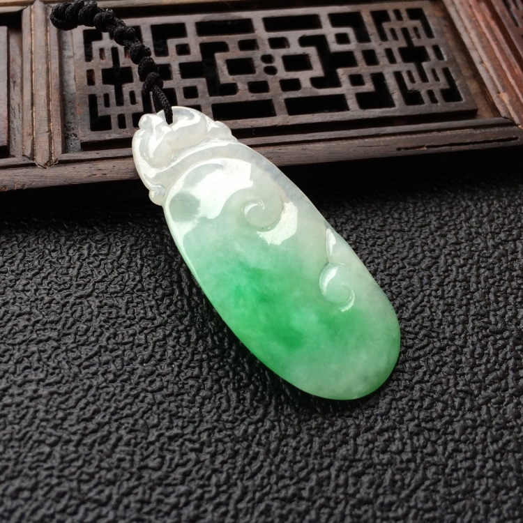 (超值推荐)糯冰种飘翠如意挂件