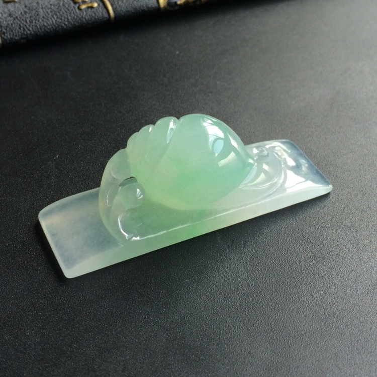 (超值推荐)糯冰种晴水安居乐业挂件