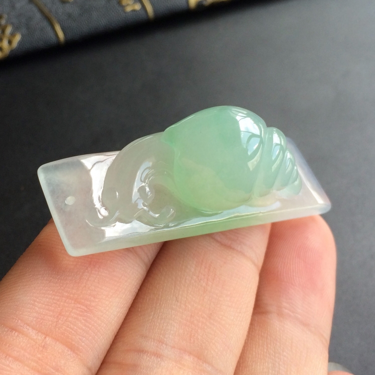 (超值推荐)糯冰种晴水安居乐业挂件
