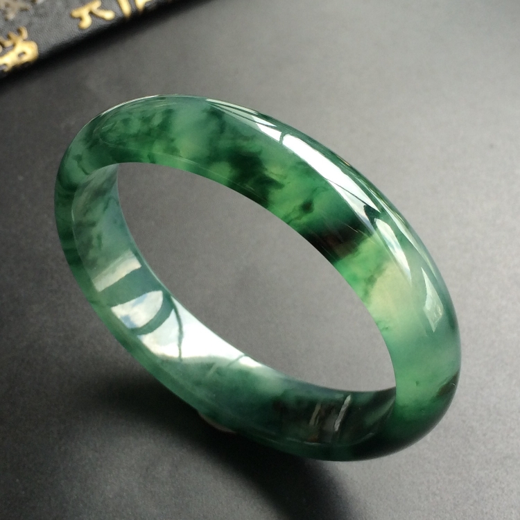 (超值推荐)冰种飘花贵妃镯(55.1mm-49mm)