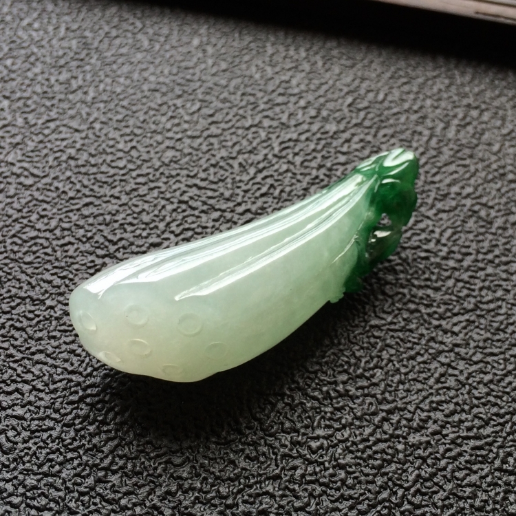 (超值推荐)糯冰种飘花莲子挂件