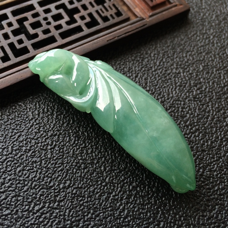 (超值推荐)糯冰种晴水玉兰花挂件