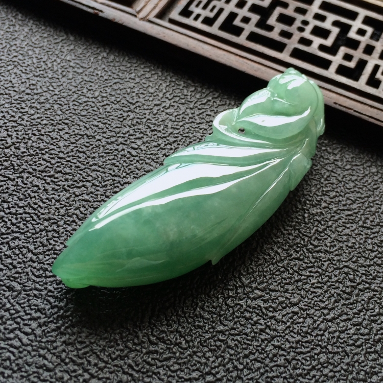 (超值推荐)糯冰种晴水玉兰花挂件