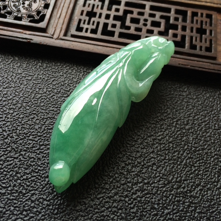 (超值推荐)糯冰种晴水玉兰花挂件
