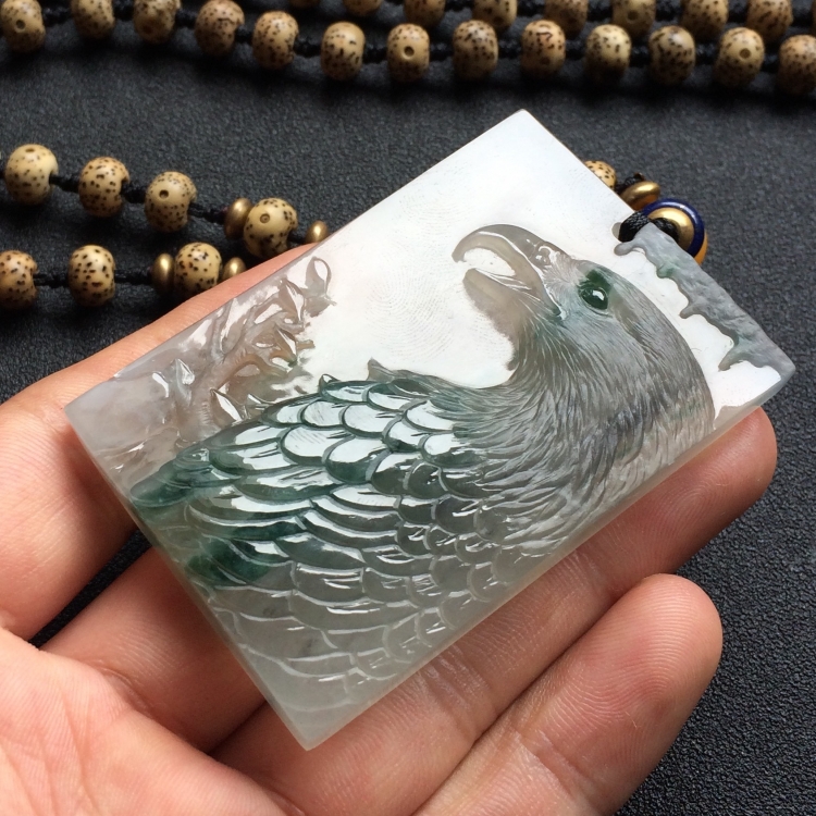 （超值推荐）（玉雕名家高松峰作品）冰种飘花大展宏图挂件