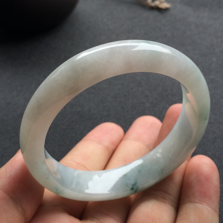 （超值推荐）糯冰种飘花手镯（55.5mm）