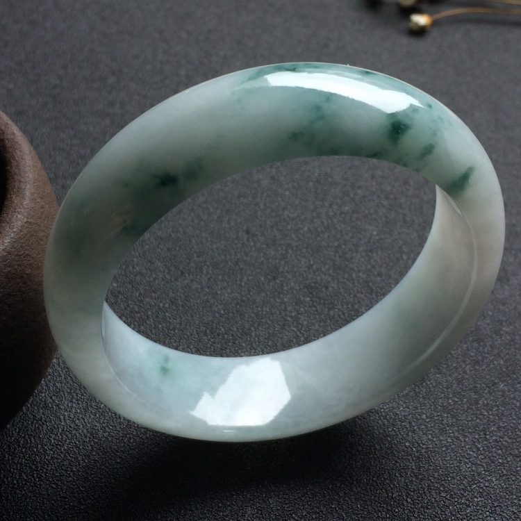 （超值推荐）糯冰种飘花手镯（55.4mm）