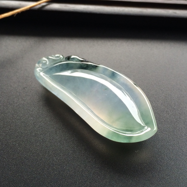 （超值推荐）冰种飘花福瓜挂件