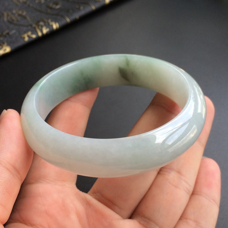(超值推荐)糯冰种飘花手镯(57.6mm)