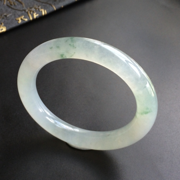 (超值推荐)冰种飘花圆条手镯(57.5mm)